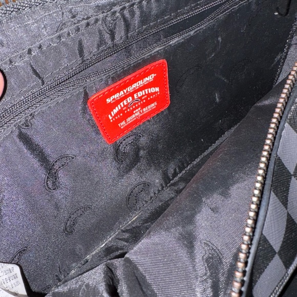 SPRAYGROUND toiletry bag pouch - Picture 6 of 6